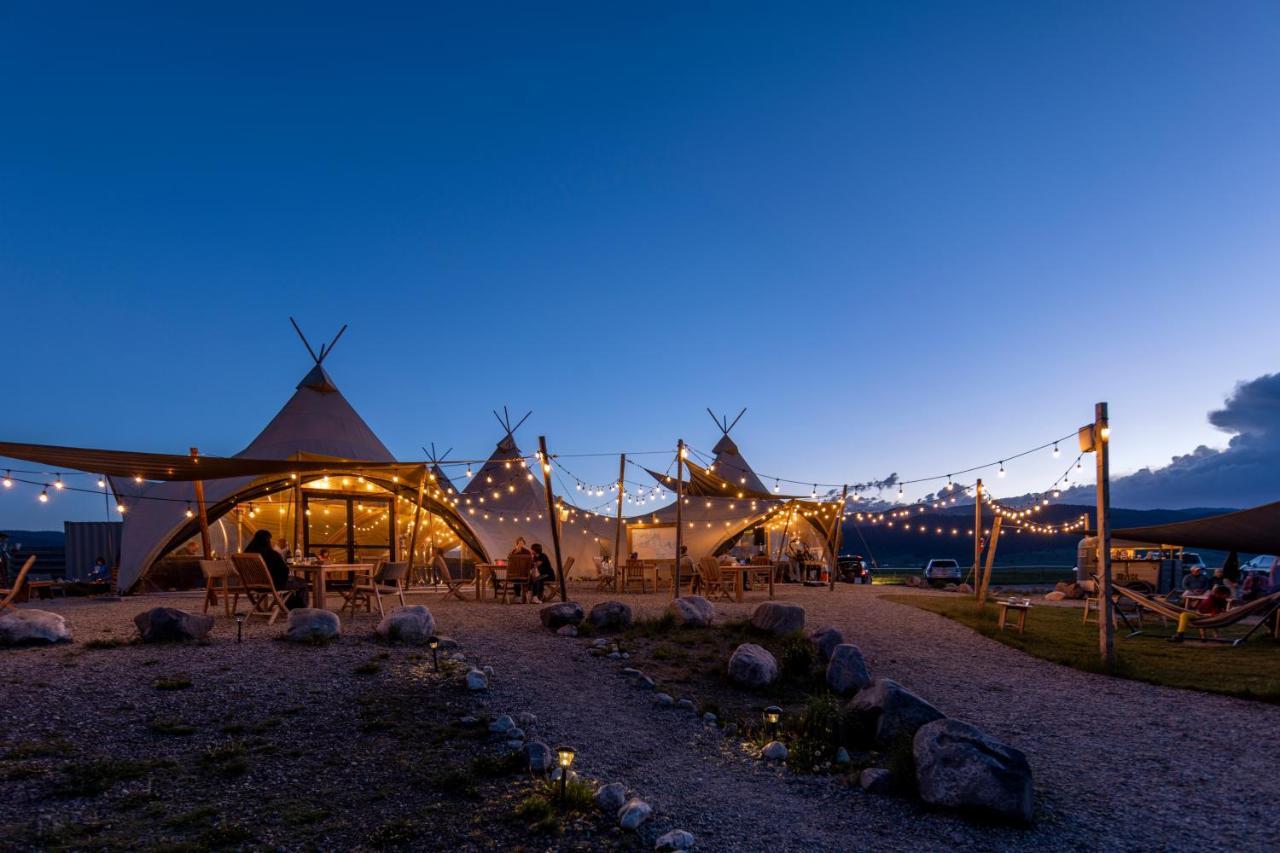 Under Canvas West Yellowstone Exterior photo